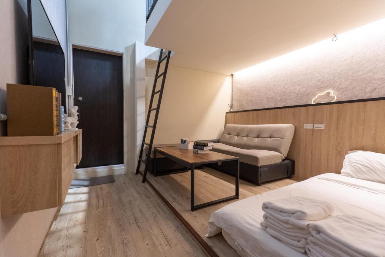 Chief Homestay Tainan Luaran gambar